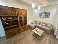 Proprietar inchiriez casa cu gradina 5-6 min metrou 1 mai
