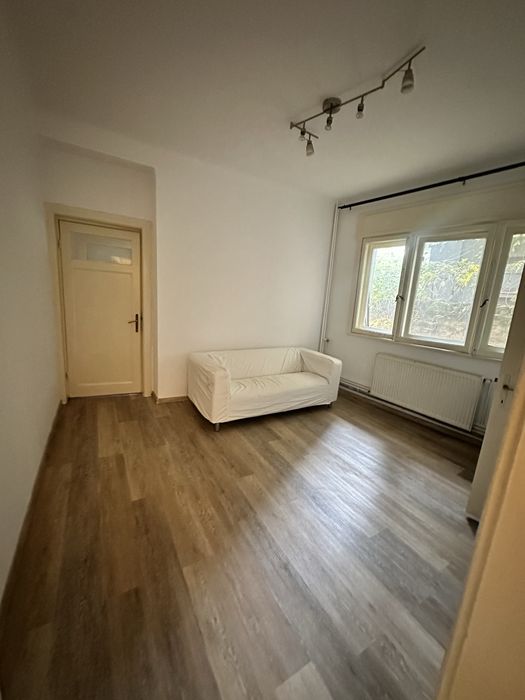 Apartament 3 camere zona Banu Manta