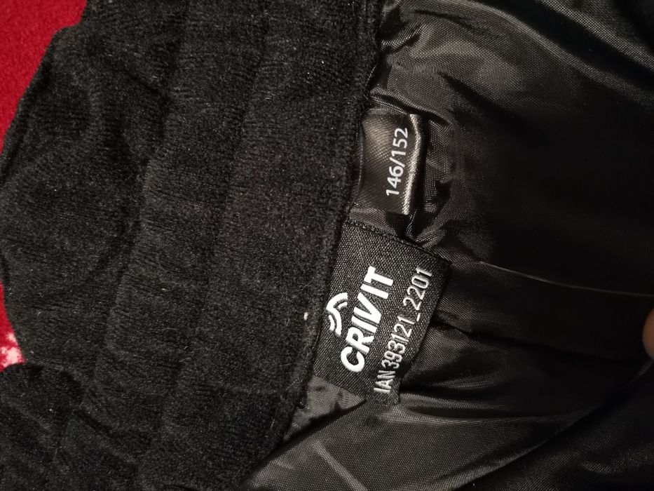 Costum fete/Set ski/zapada Crivit/ fete/ 146-152 cm