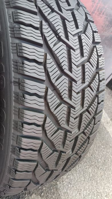 2бр. зимни гуми 245/45/18 Kormoran Snow
dot22-23