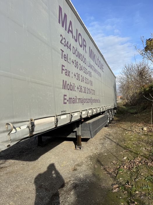 Semiremorca Scharmuller