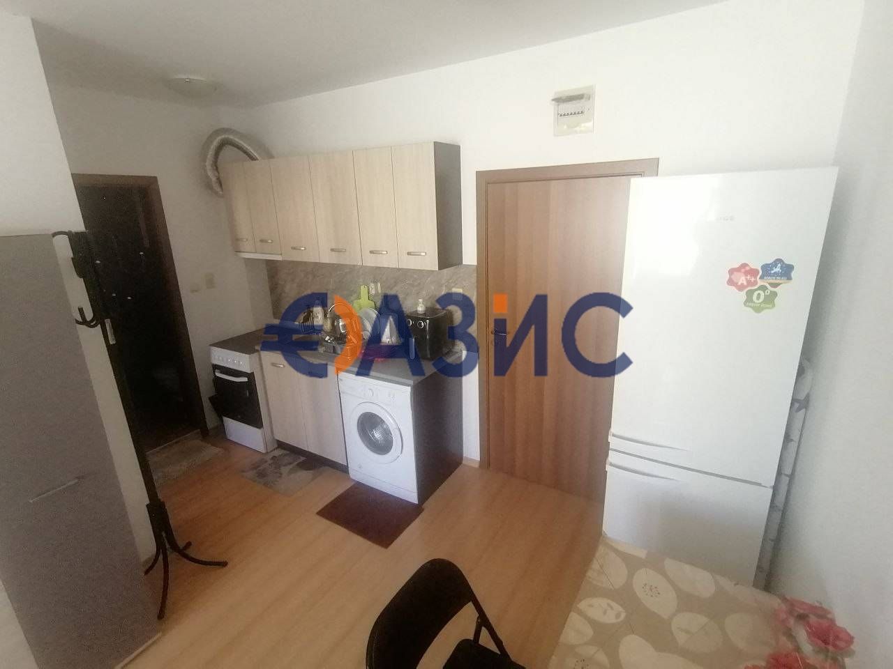 Продава се Двустаен апартамент в к.к. Слънчев бряг - 47 кв.м за 1213 €/кв.м - Снимка #2