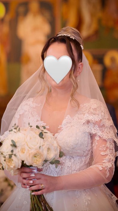 Vand rochie de mireasa printesa in stare impecabila