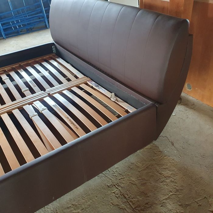 Pat dormitor tapițat 1.80m/2m