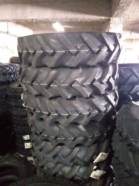 Cauciucuri 7.50-15 de tractiune doar noi de tractorase 4x4 fata 3QZX