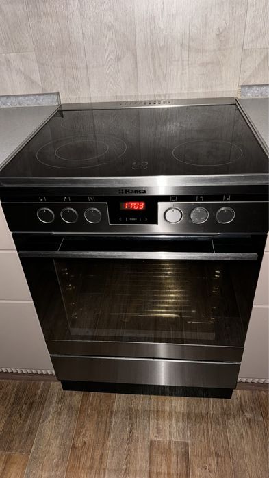 Электроплита Hansa  125 тыс.