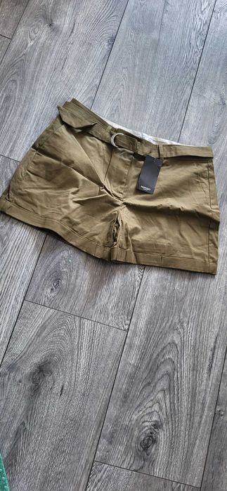 Pantaloni scurti Mango