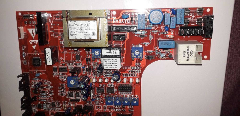 Vand placa electronica pentru centrala termica BAYKAN