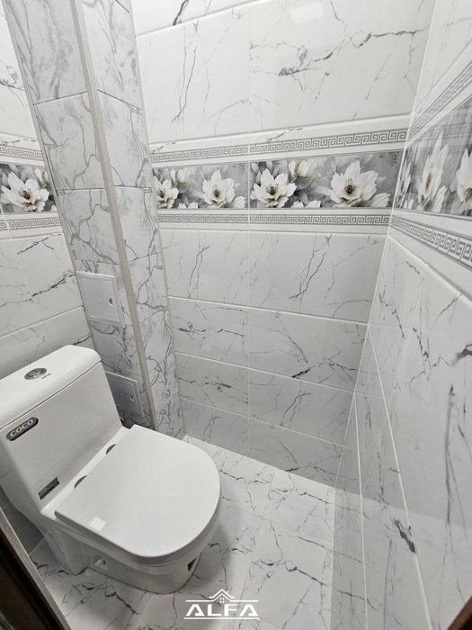 Buxoroda kvartira sotiladi 2 xonali 64m² 4-qavat.