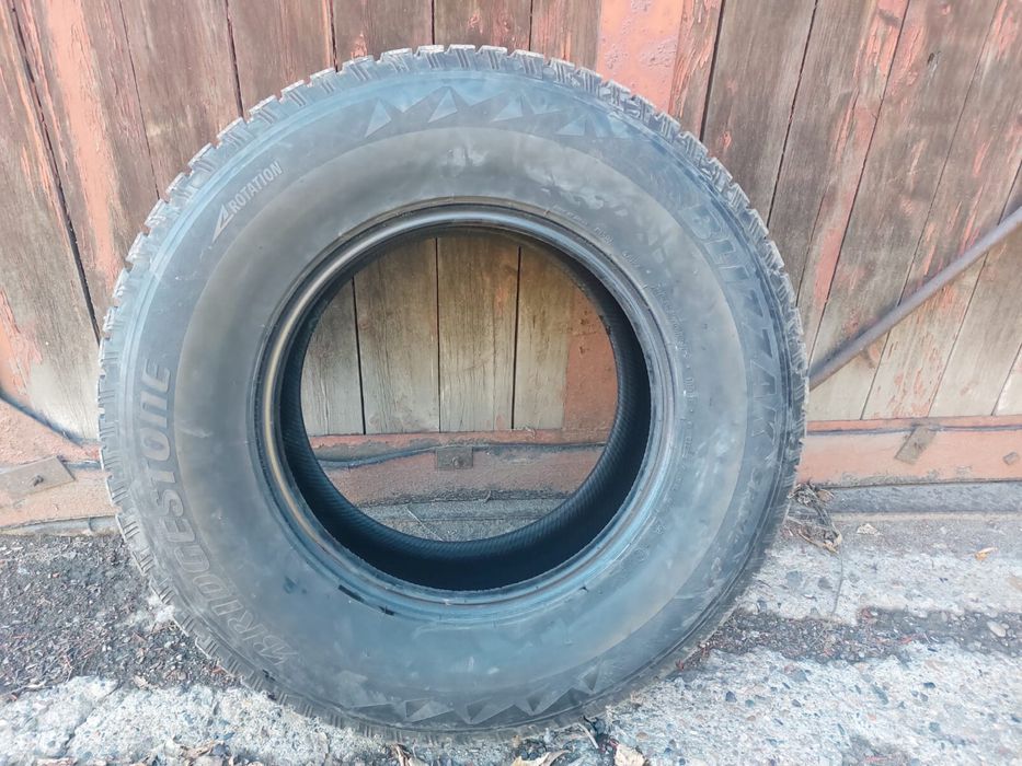 Шины зимние 255/70R16 111T