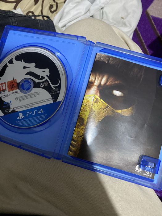 Vand joc ps4 MORTAL kombatx