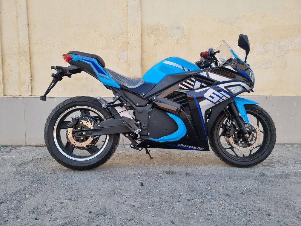 Electro moto 2025