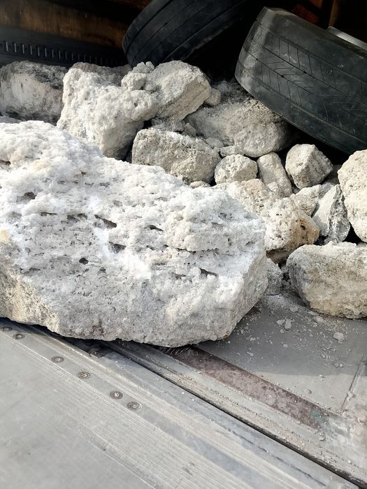 Оптым туз бар 45 тенге кг он тонна бар жеткызу тегын хабарласыныздар,,