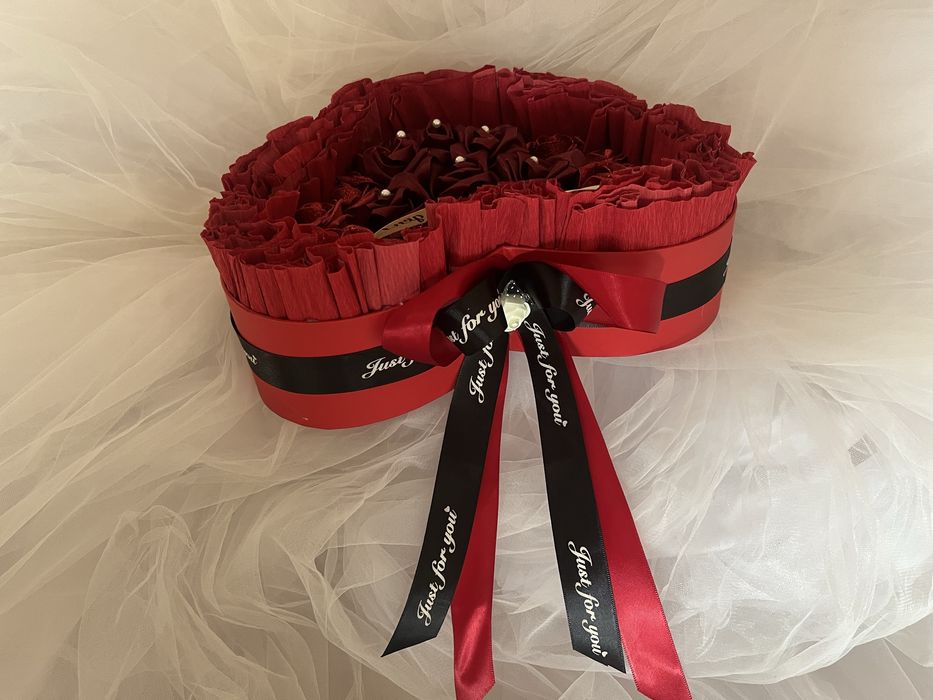 Букети от вечни рози(фоам и сатен)