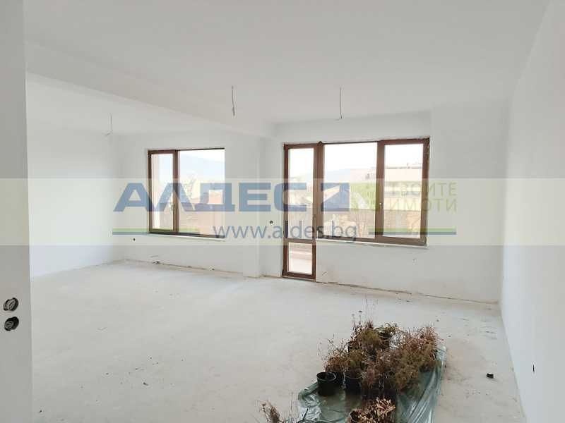 Продава се Четиристаен апартамент в София, Център - 210 кв.м за 1881 €/кв.м - Снимка #2
