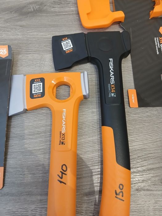 Toporas Fiskars X Series