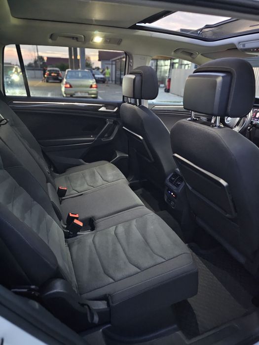 VW Tiguan Allspace ( 7 locuri )