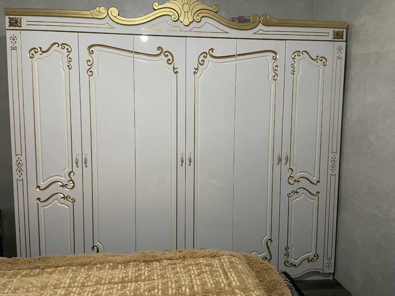 Spalniy mebel kopmlekt