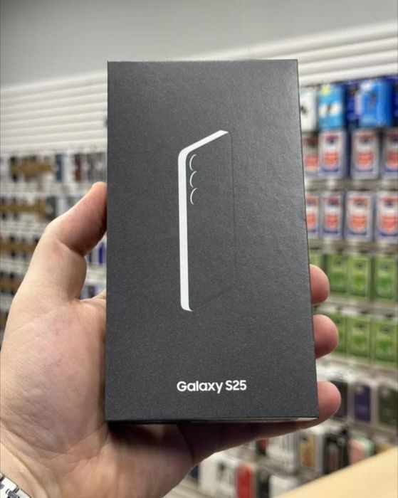 Новый Samsung S25 256гб, запакованный, куплен в Алматы, цвет черный