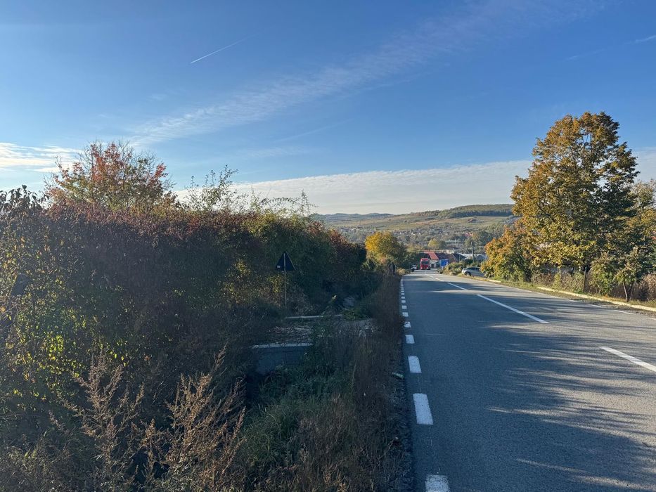 Teren Intravilan, în zonă de case, panoramă deosebită