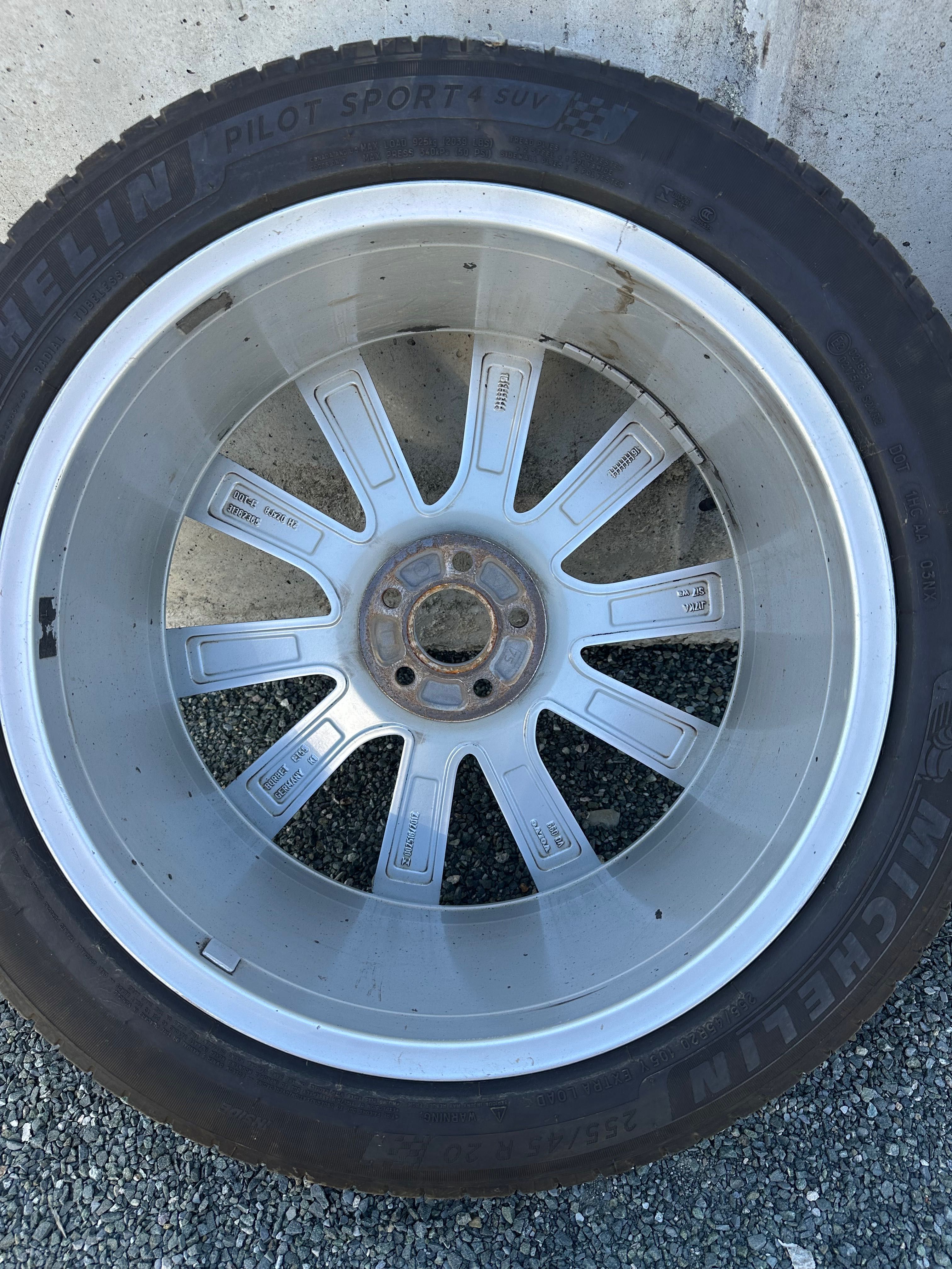 Джанти за Волво (Volvo) 255/45 R 20 8Jx20 H2 ET 55