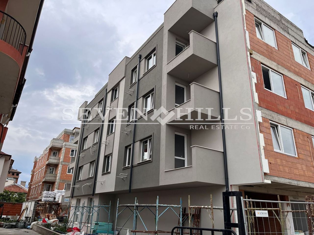Продава се Двустаен апартамент в Пловдив, Прослав - 65 кв.м за 1124 €/кв.м - Снимка #12