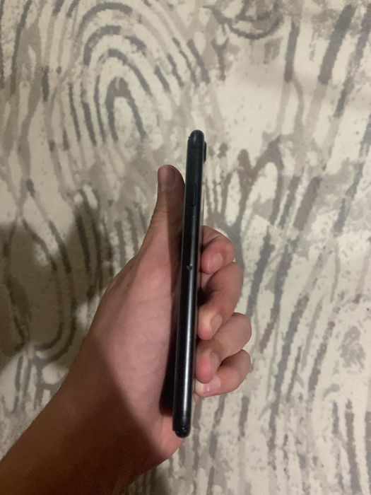 Продается iphone 7