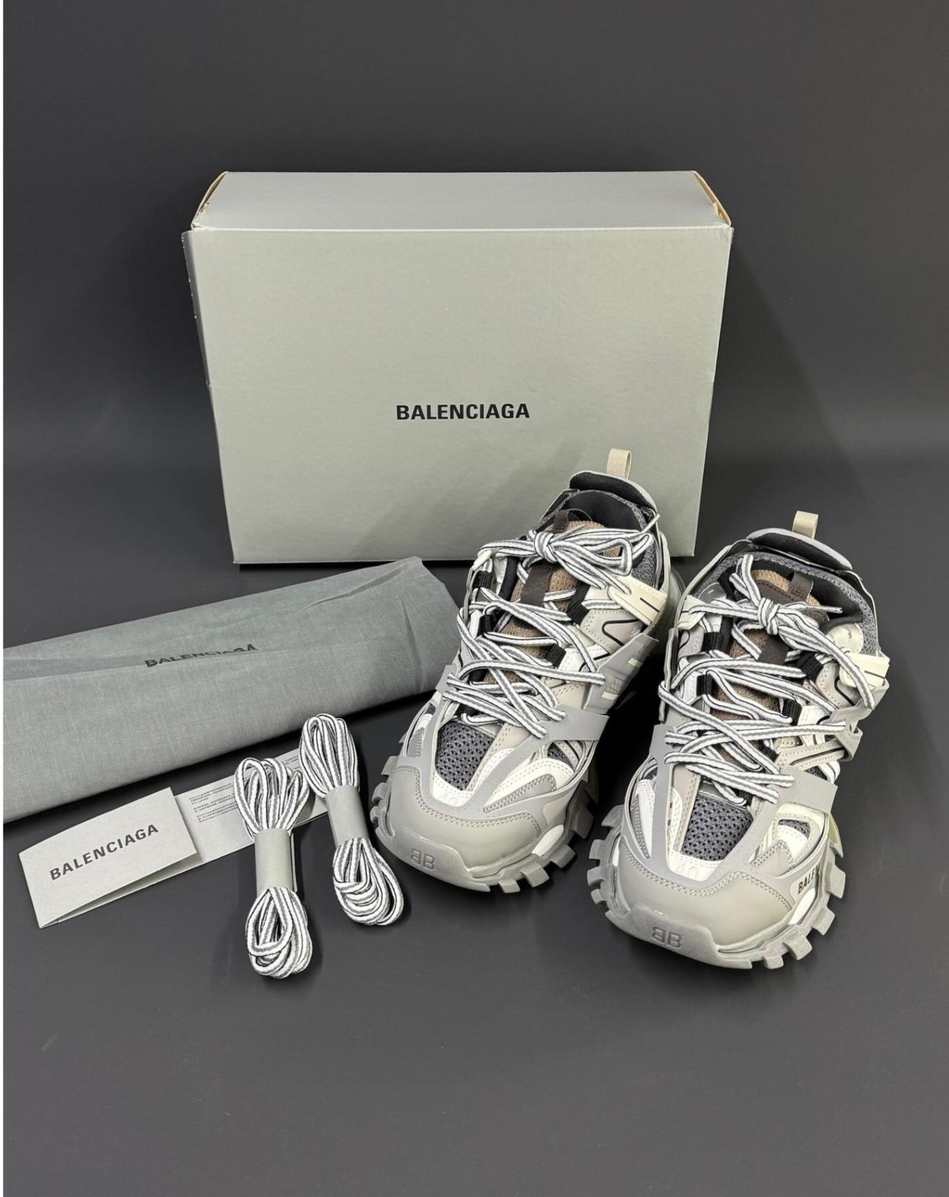 Унисекс Balenciaga truck