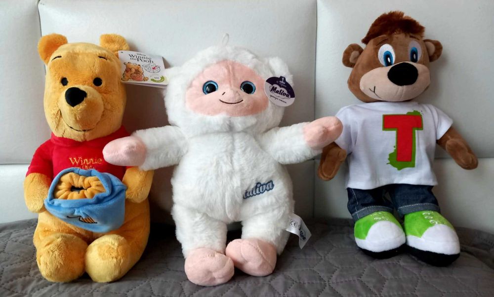 Плюшени играчки: Мечо Пух - 15 лв.; Малива - 10 лв.; Мече Теди - 15 лв