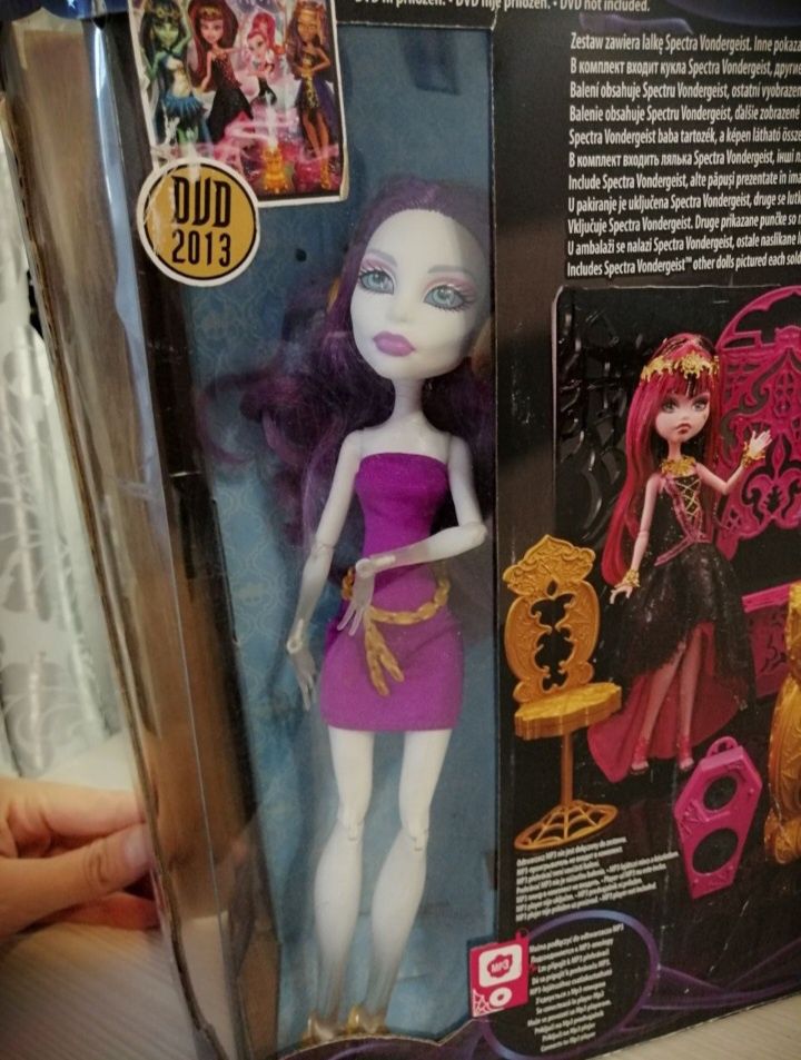 Продам куклу Monster High Spectra / Монстр Хай Спектра с MP3 сценой