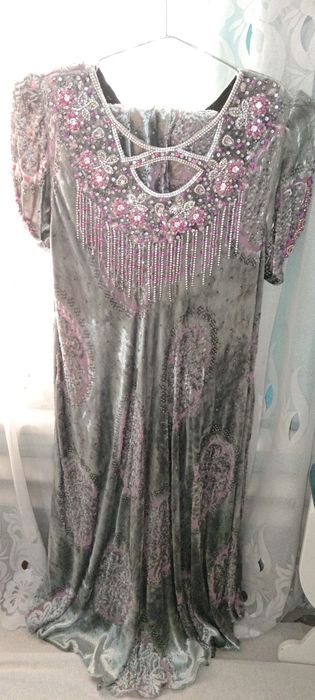 Kelin libos sotiladi  450.000sum