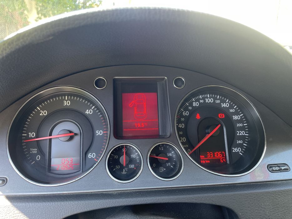 Volkswagen Passat B6 BlueMotion 1.9 TDI – 105 CP – De vânzare