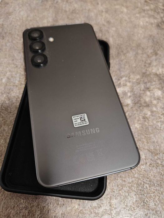 Samsung S24 Graphite - 8GB / 256GB - 5 cicluri incarcare + Accesorii