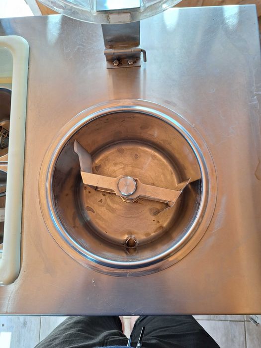 Mașină profesională de înghețată / gelato