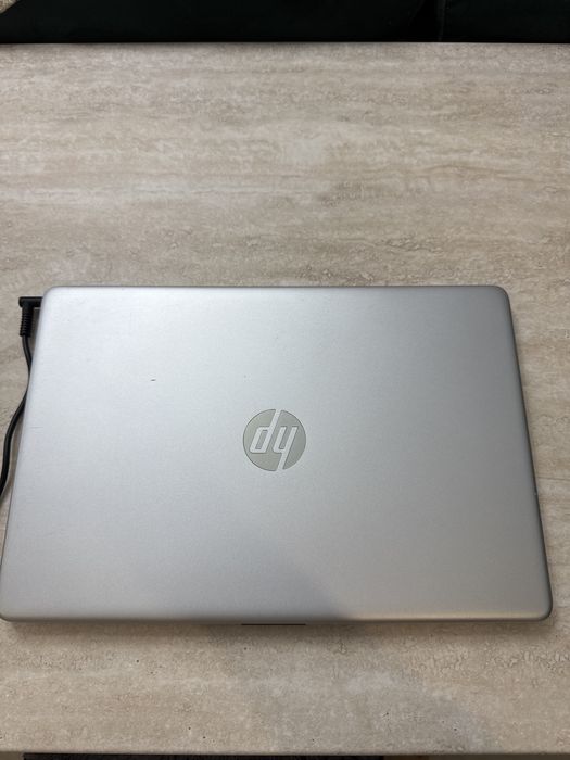 HP Laptop 15s-fa5052nq, i7-1255U, 16GB RAM, 512GB SSD