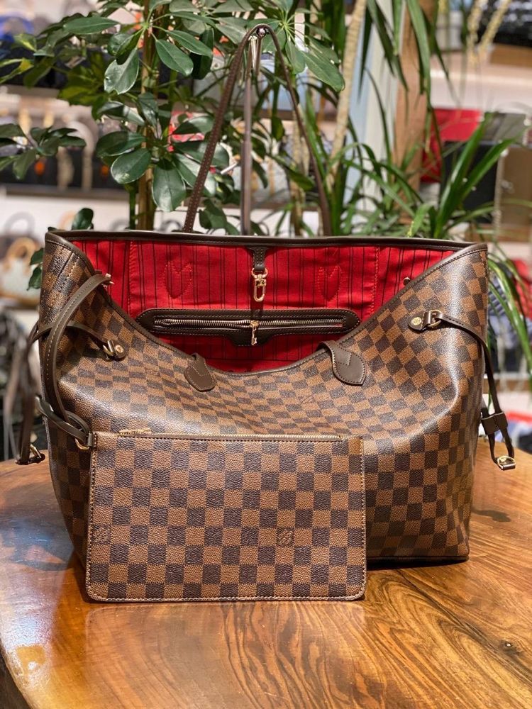 Geanta Louis Vuitton