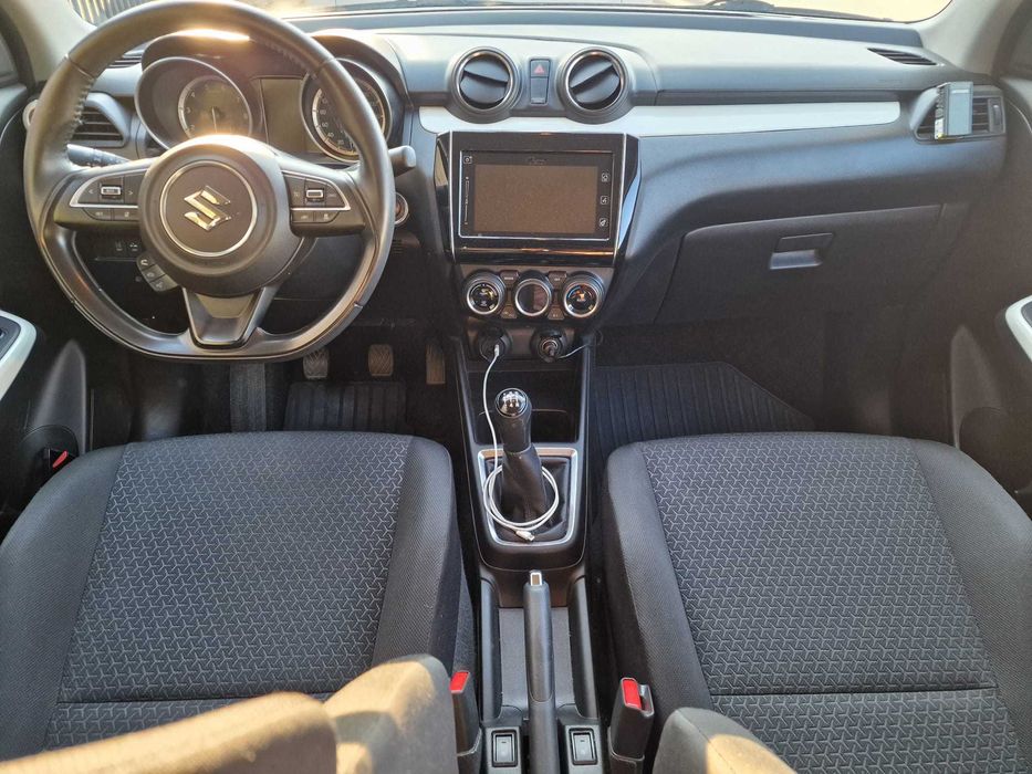 --- Suzuki Swift, 2020, 1.2, 2WD, ben sezină și MildHybrid