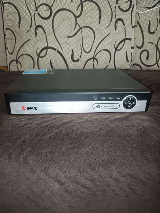 Продам видео наблюдения на 12 камер