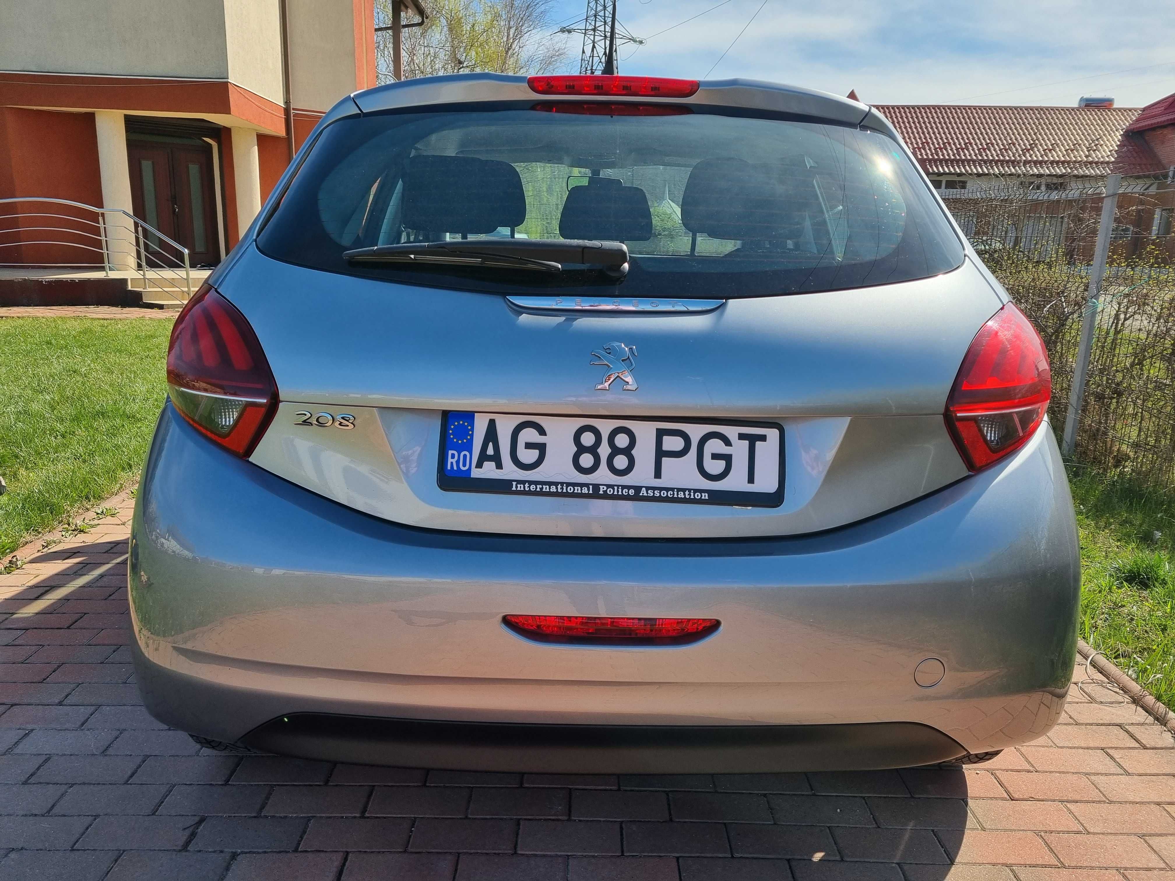 Peugeot 208 1.6 BlueHDi - diesel, Garantie, Prim proprietar, Km reali.