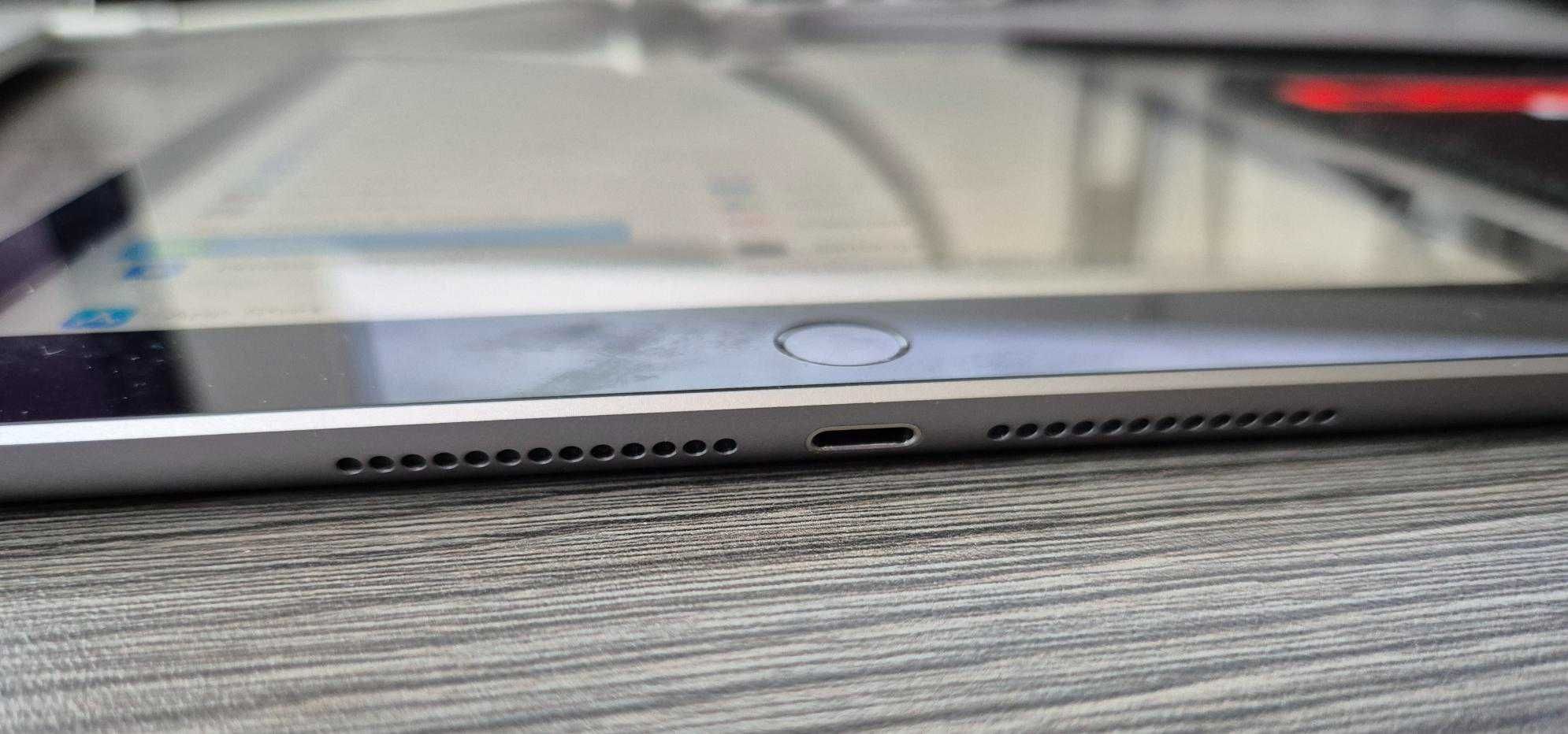 Като нов - iPad 6 9.7" (A1893) 32GB Wi-Fi Space Gray