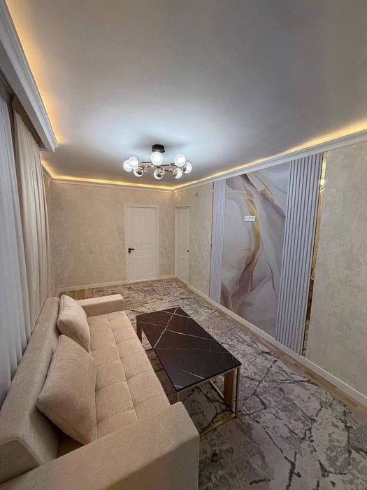 ПРОДАЁТСЯ 4х комнатная квартира Кирпичный  дом Дубовая