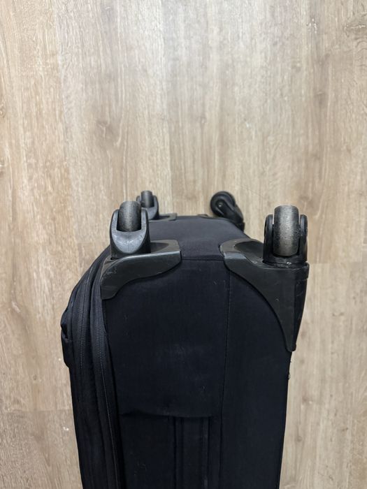 Чемодан для ручной клади