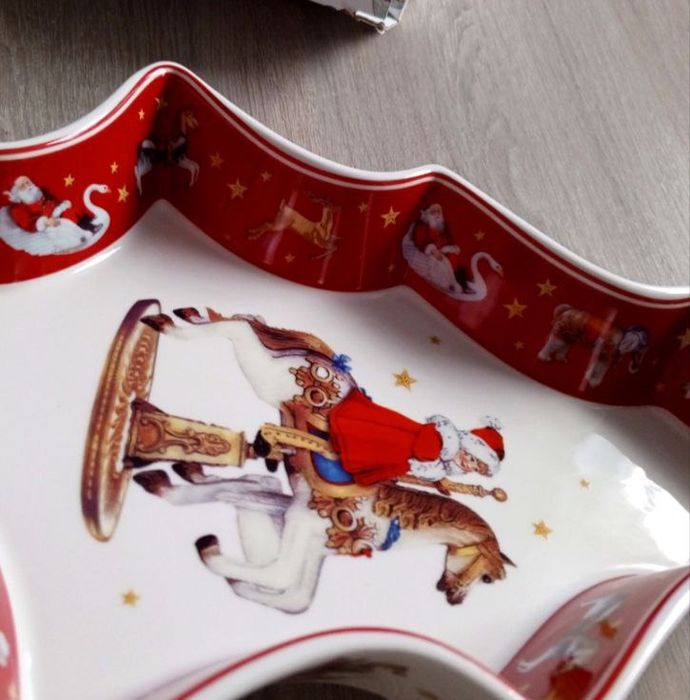 Фарфоровый шикарный набор блюд 2 шт новогодние  Ёлка