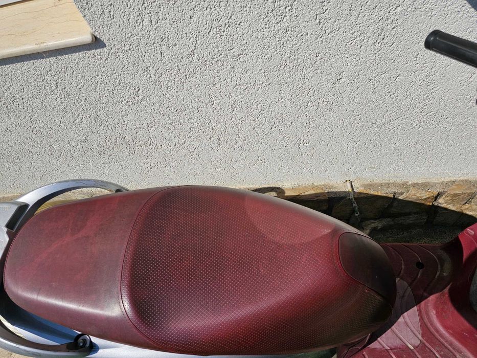 Scuter honda de 125 cc,recent aduși