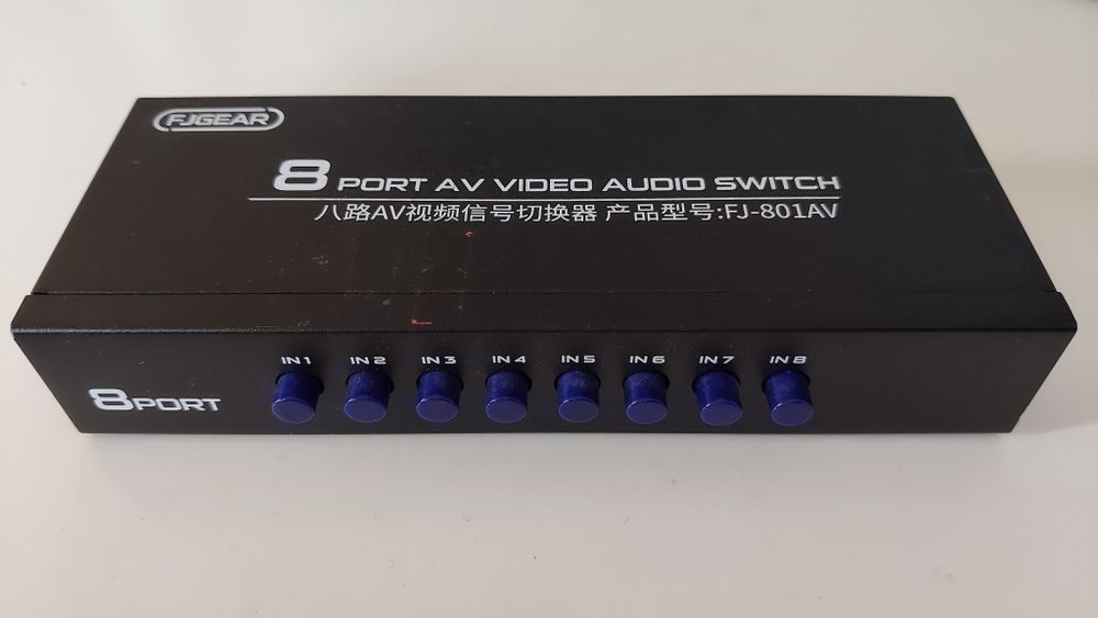 Аудио & Видео суич - 8 порта