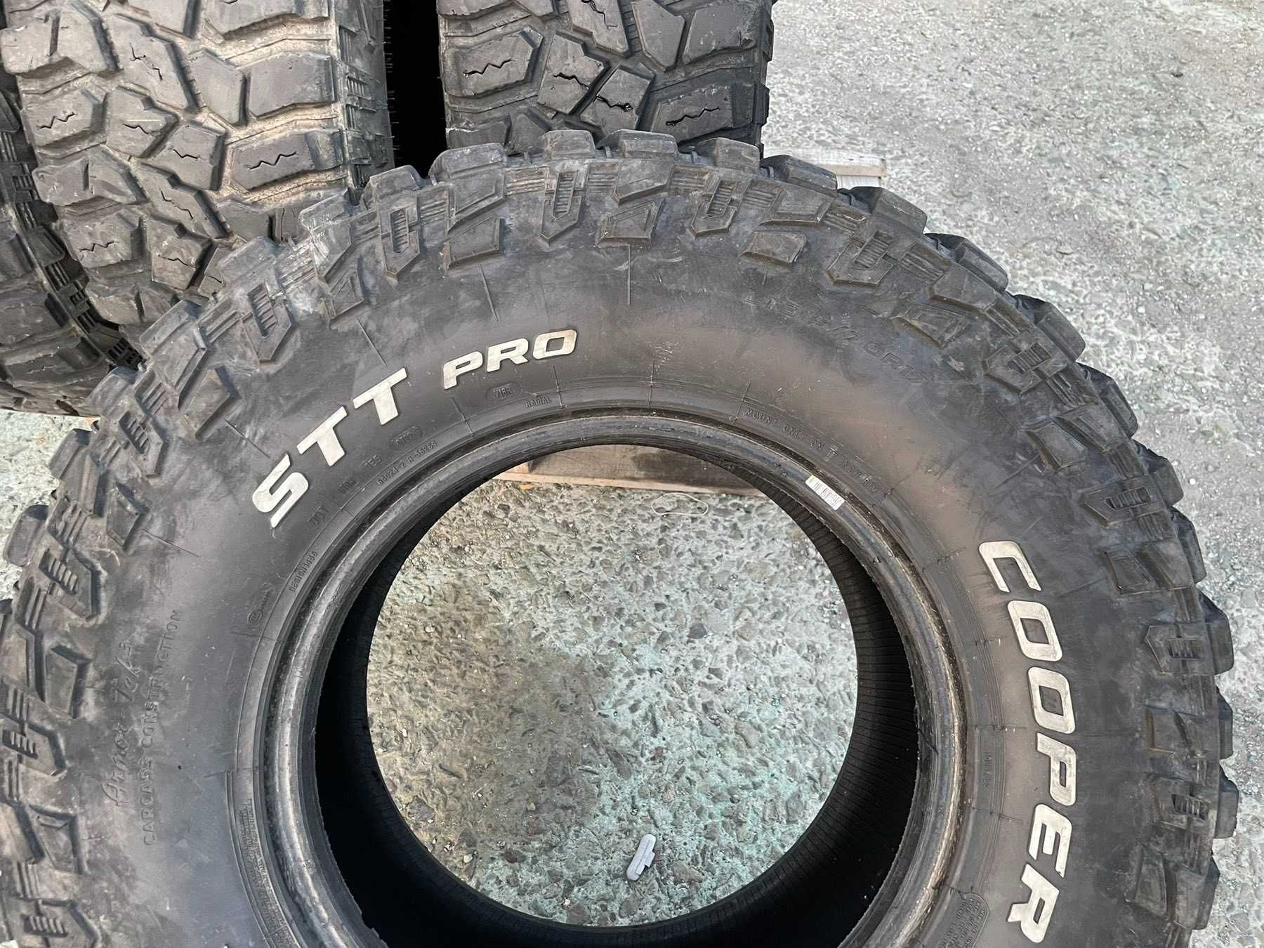 315/70/17 COOPER DISCOVERER STT PRO 121/118Q dot 18-22 грайфер 7-11мм