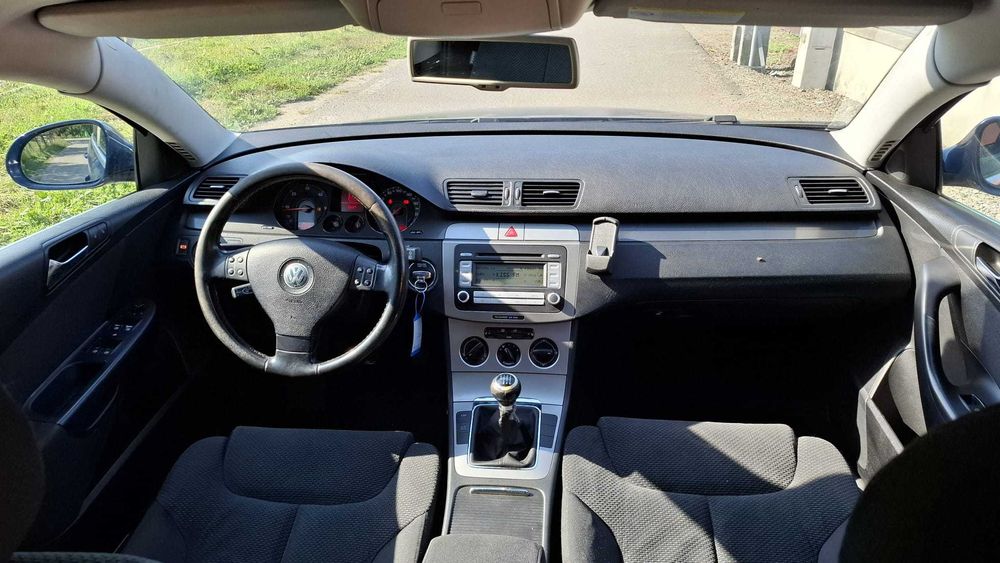 Volkswagen Passat B6 2006 diesel 2.0 140 cai