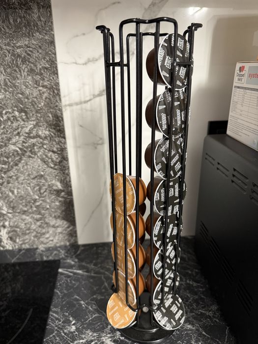 Nescafe dolce gusto digital + suport pastile cu pastile