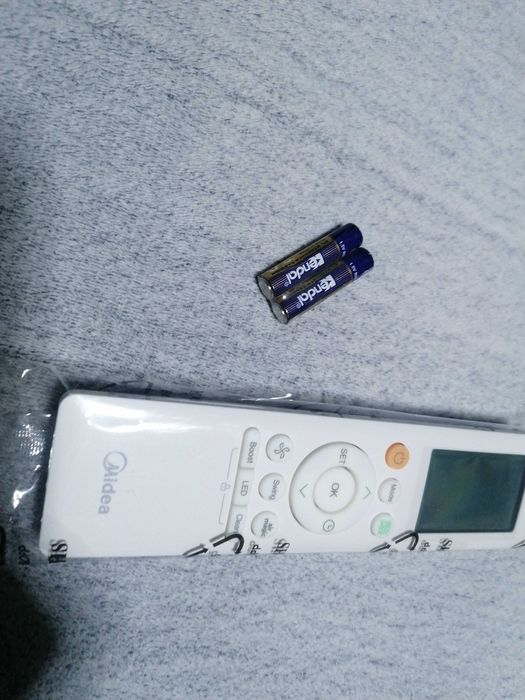 Telecomanda aer conditionat mideea