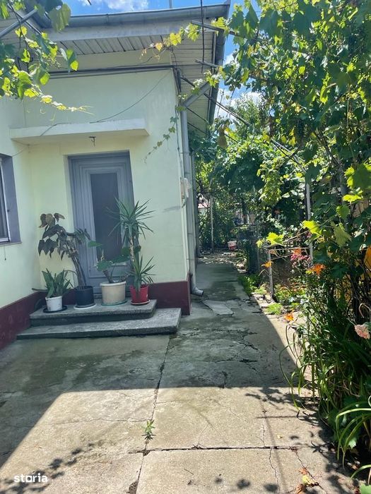 Casa cu 313 mp teren, str. Darniciei in Rahova -Comision 0